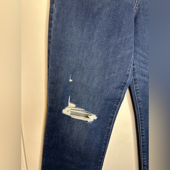 Express Modern Straight Super High Rise Jeans - Large - Picture 2 of 10